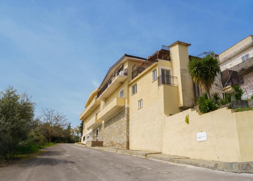 Campania Laureana Cilento Exterior view