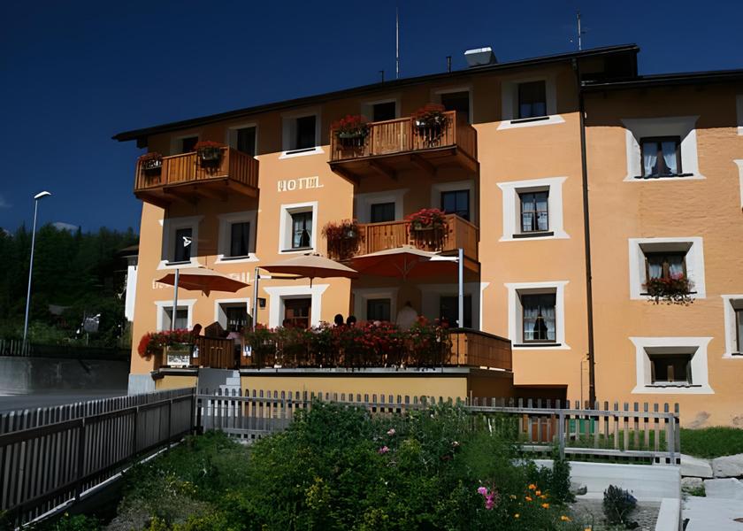 Graubünden Val Muestair Exterior view