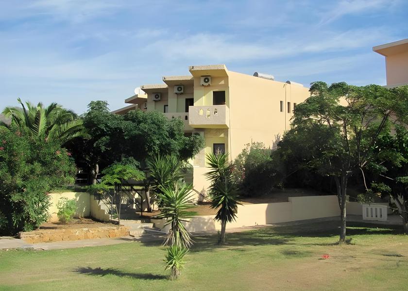 Crete Kissamos Exterior view