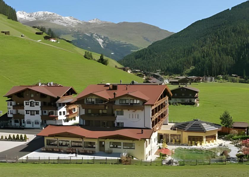 Tyrol Tux Exterior view