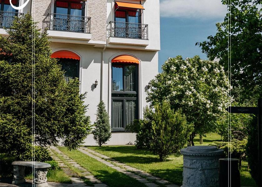 Kosovo Pristina Exterior view