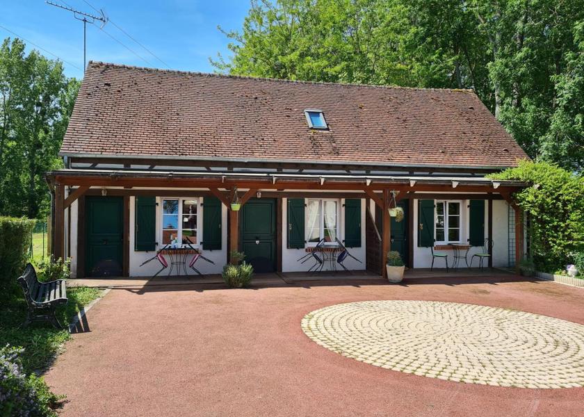Centre-Loire Valley Meung-sur-Loire Hotel Exterior
