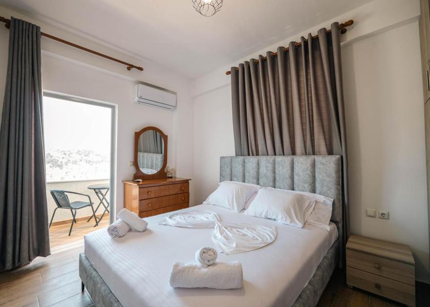 Vlorë County Sarandë One-Bedroom Apartment with Balcony and Sea View