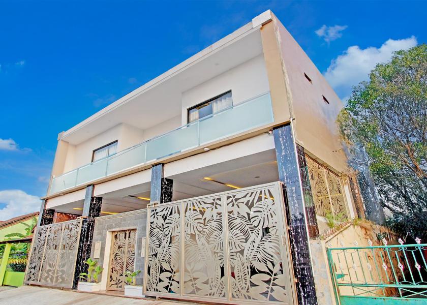 Central Java Purwokerto Exterior view