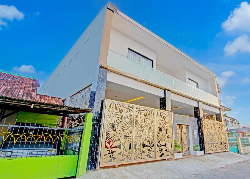 Central Java Purwokerto Exterior view