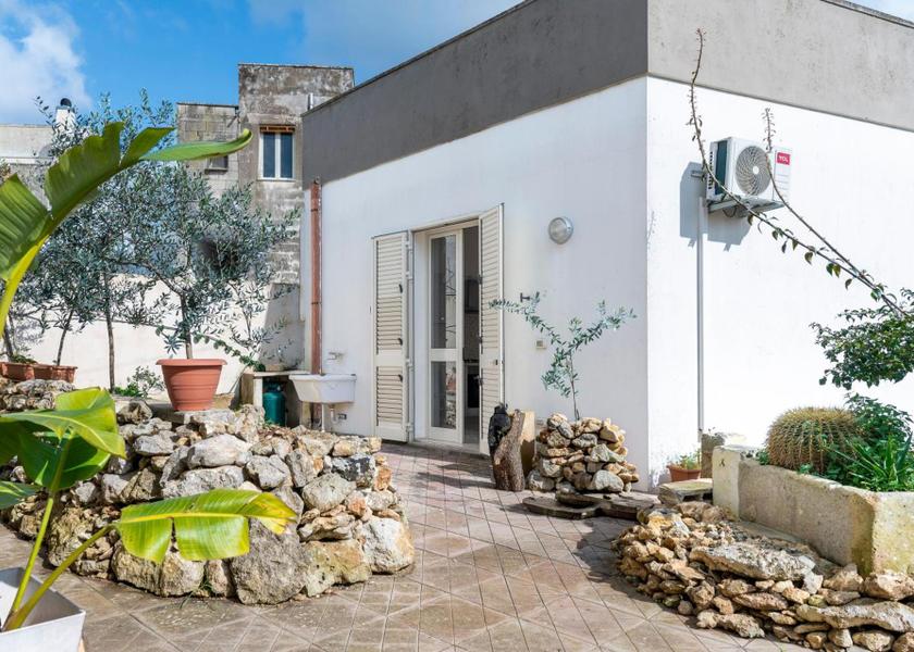 Puglia Giurdignano Exterior view