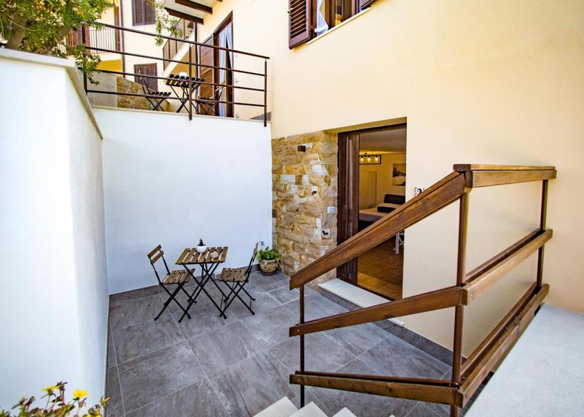 Sicily Cefalù Facilities