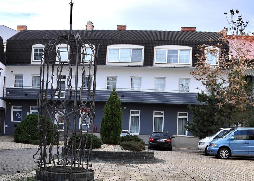 Banská Bystrica Lucenec 