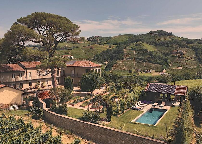 Piedmont Santo Stefano Belbo Exterior view