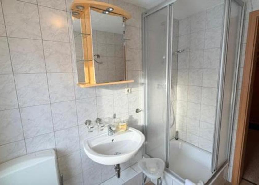 Mecklenburg-West Pomerania Guestrow Double Room with Private Bathroom