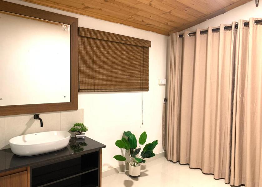 North Central Province Anuradhapura Standard Family Room