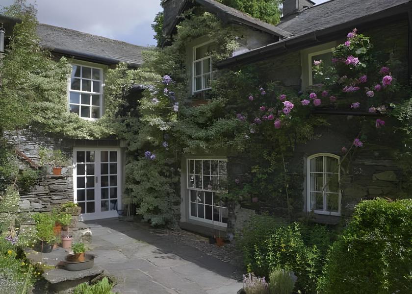 England Ambleside Exterior view