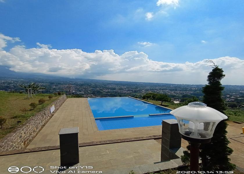 West Java Cisarua Pool
