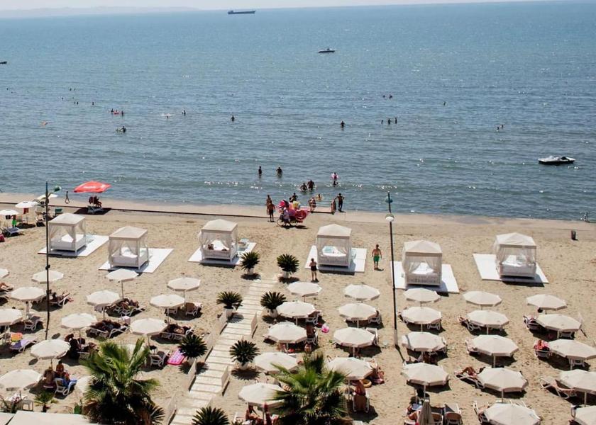Durrës County Durrës 