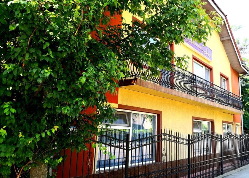Gorj County Tirgu Jiu Exterior view