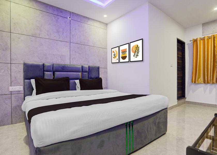 Uttar Pradesh Gorakhpur Deluxe