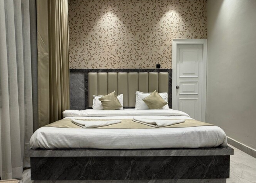 Uttarakhand Dehradun Standard Rooms