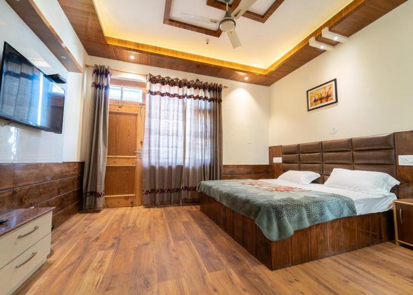 Himachal Pradesh Kullu Hotel View