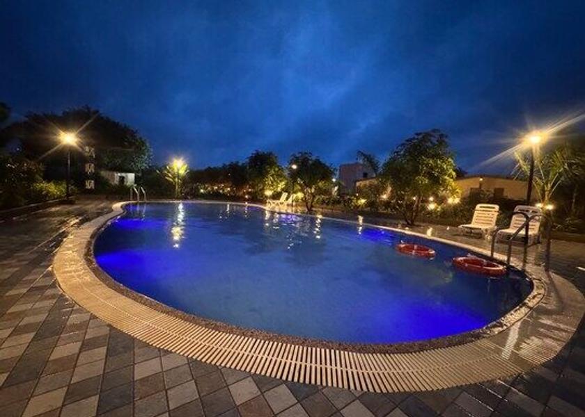 Gujarat Dhari Hotel Exterior