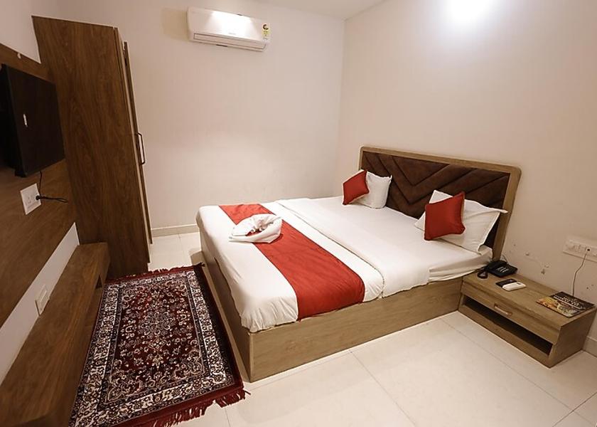 Rajasthan Bharatpur Deluxe Double Room With High Speed Internet