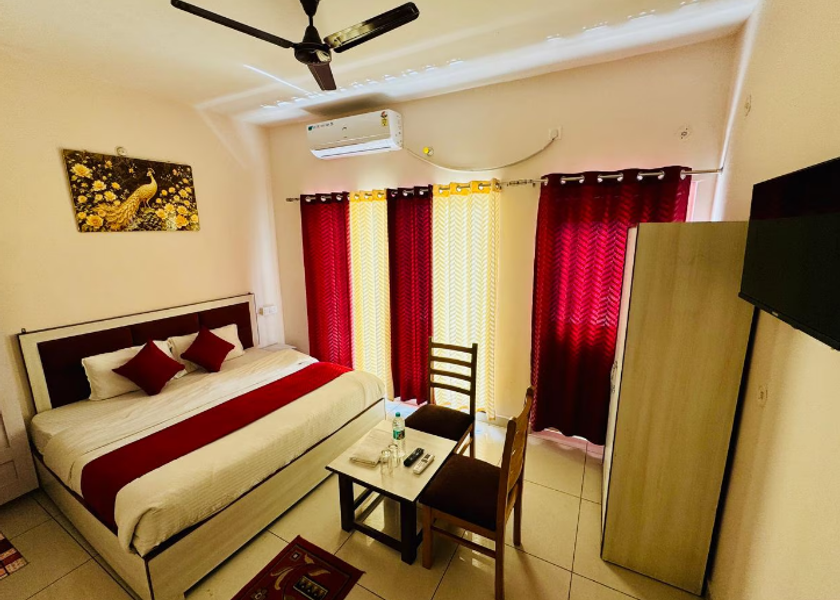 Uttarakhand Ramnagar Hotel Exterior