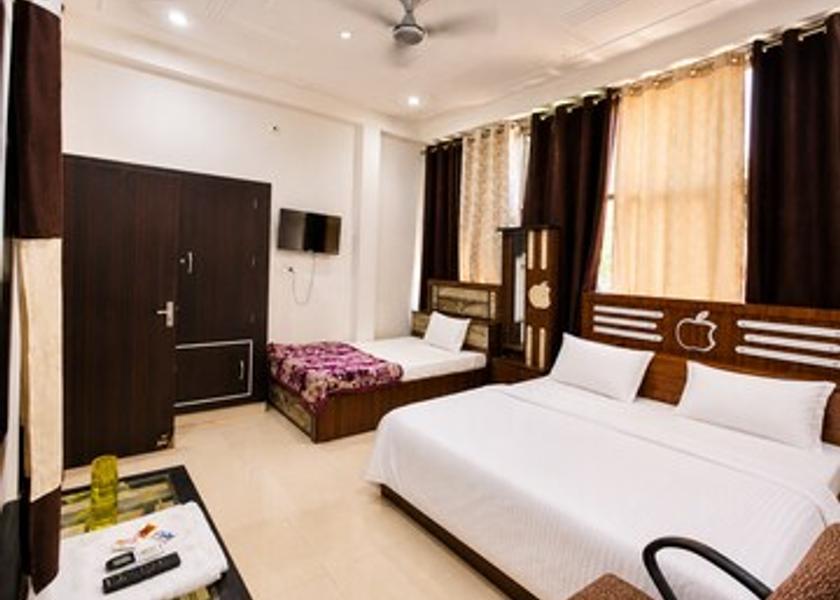 Rajasthan Karauli Public Areas