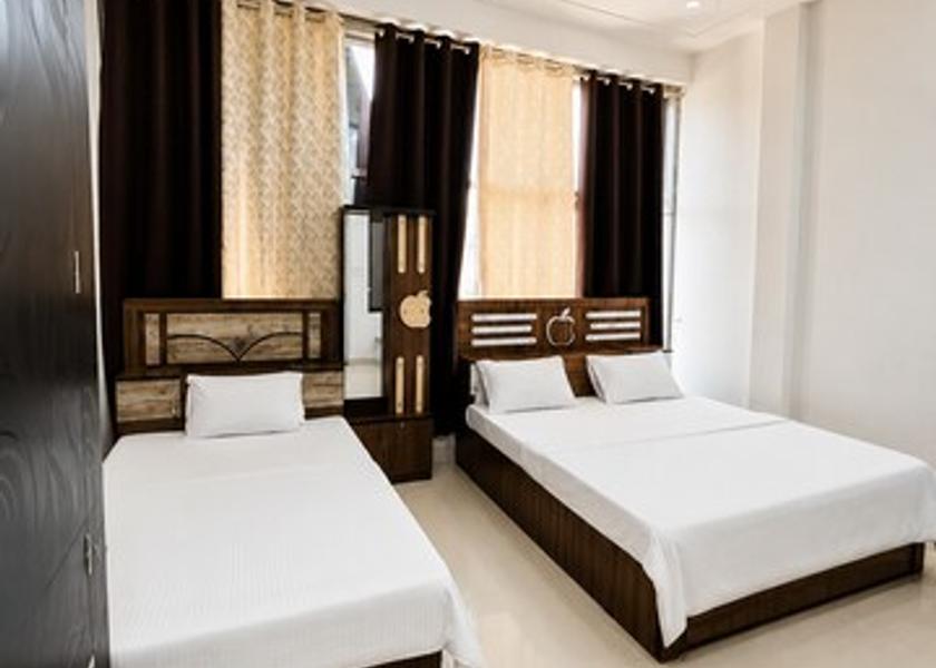Rajasthan Karauli Public Areas