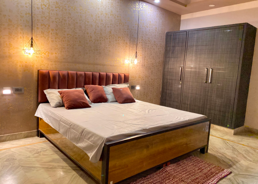 Uttar Pradesh Noida Standard Room