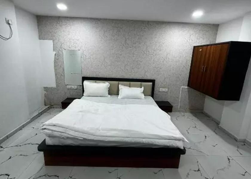 Gujarat Rajpipla Hotel Exterior