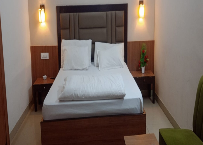 Jharkhand Ranchi Standard AC Room