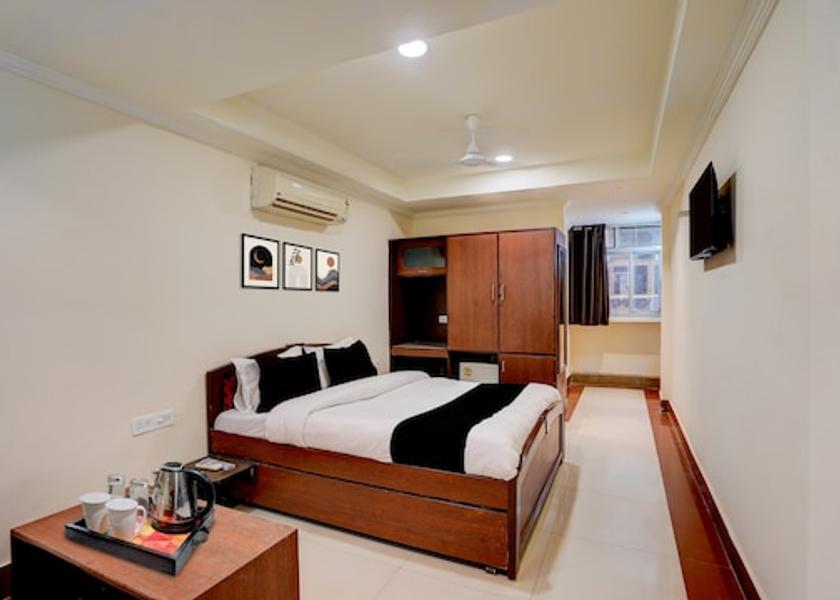 Uttar Pradesh Prayagraj Hotel Exterior