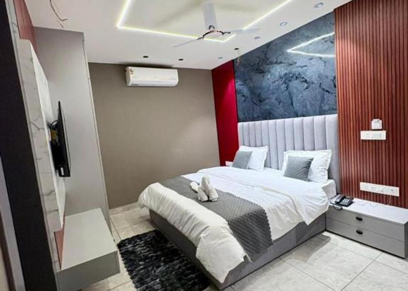Haryana Hisar Room