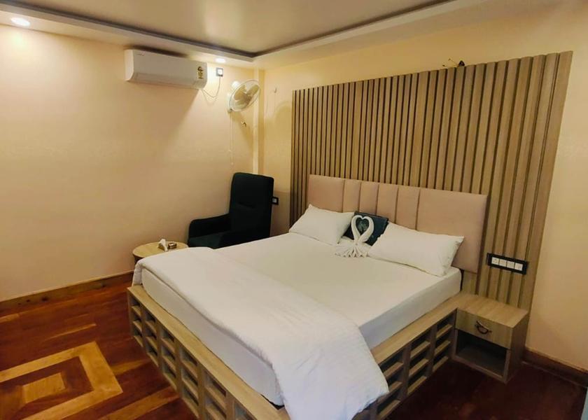 West Bengal Lataguri Deluxe Room