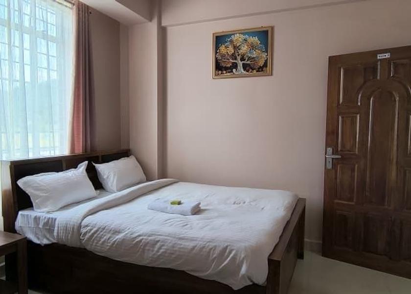 Meghalaya Shillong Deluxe with Balcony