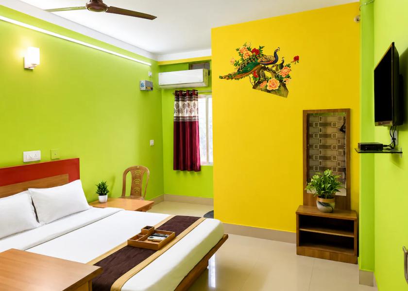 Odisha Konark Public Areas