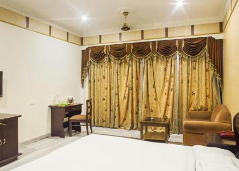 Haryana Panchkula Deluxe Room