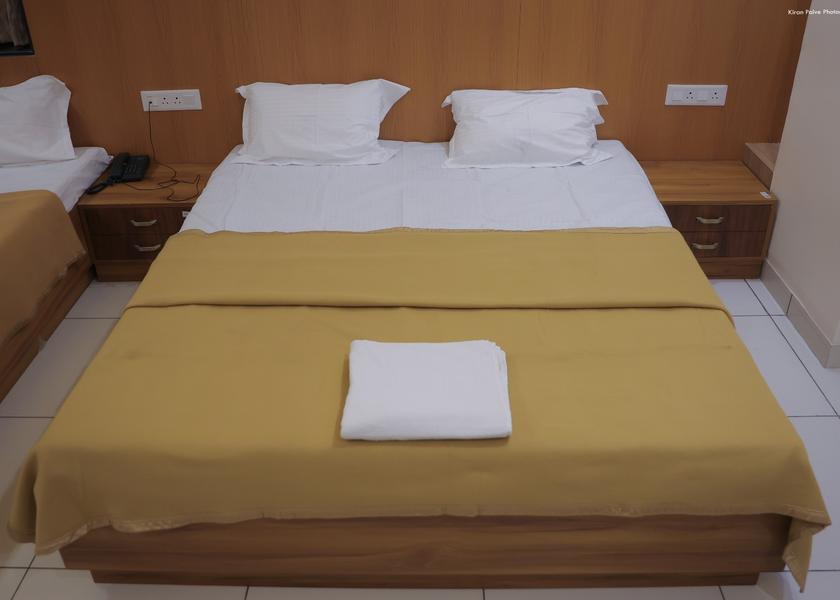 Maharashtra Ahmednagar Standard Non-Ac Room