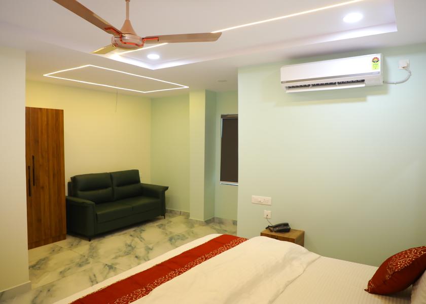 Andhra Pradesh Bhimavaram Deluxe Room