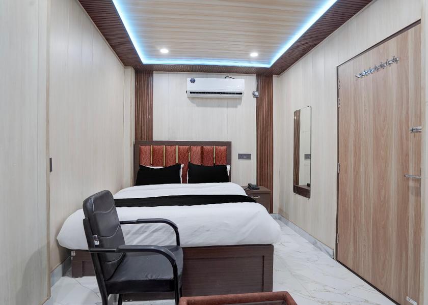Uttar Pradesh Kanpur Public Areas