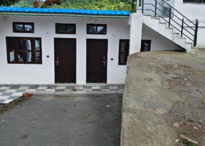 Uttarakhand Guptkashi Hotel View