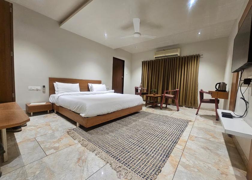 Maharashtra Jalgaon Hotel View