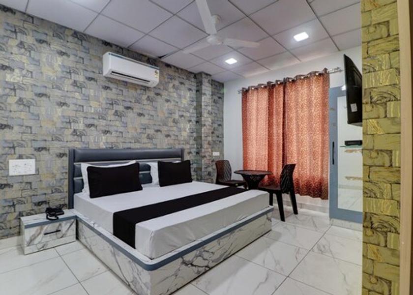 Haryana Hisar Deluxe Room