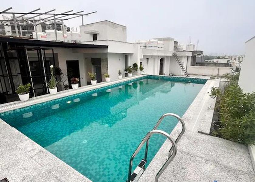 Haryana Gurugram Hotel Exterior