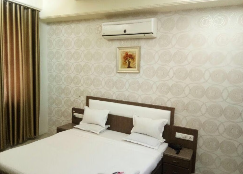 Maharashtra Akola Executive AC