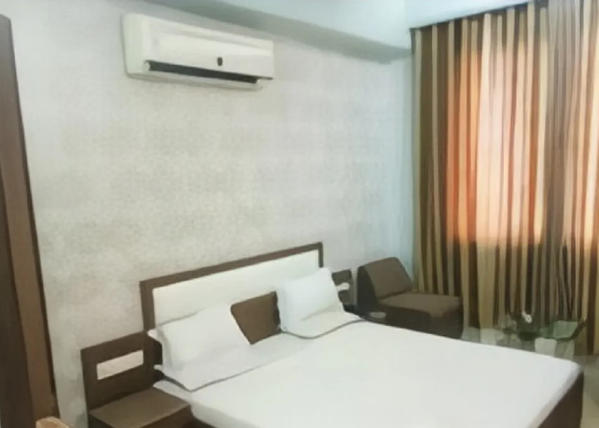 Maharashtra Akola Executive AC
