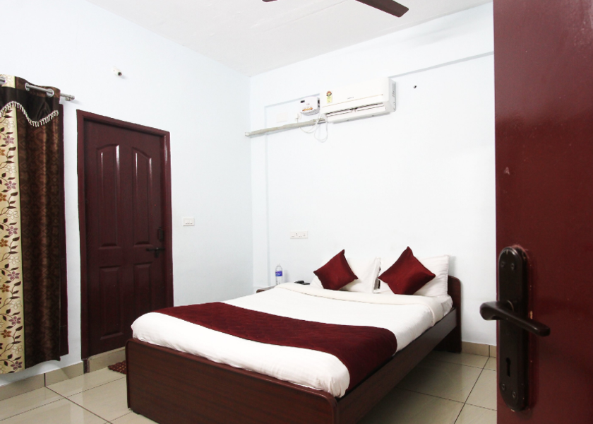 Tamil Nadu Thanjavur Executive Double Bedroom Non AC