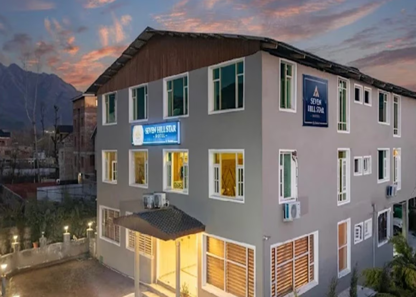 Jammu and Kashmir Srinagar Hotel Exterior