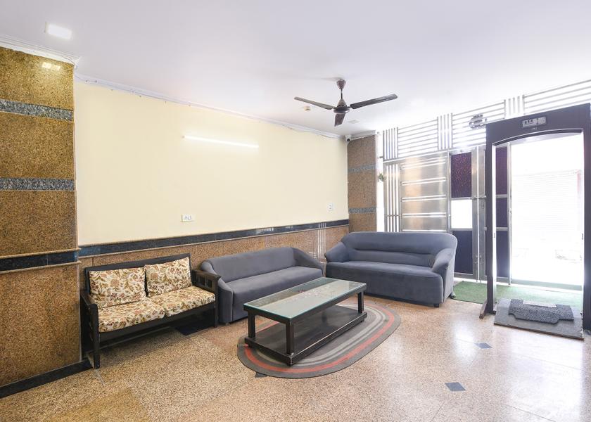 Delhi Delhi Lobby