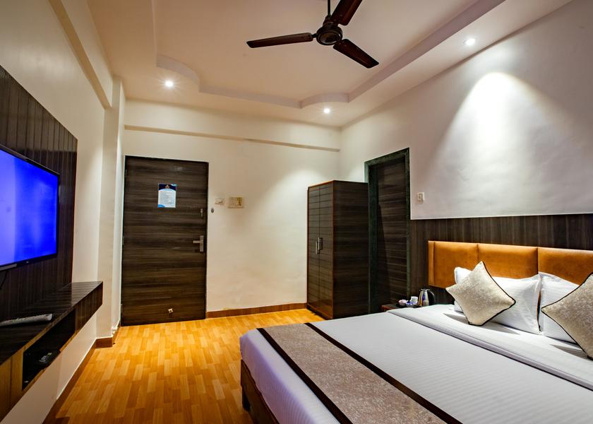 Maharashtra Lonavala PREMIUM