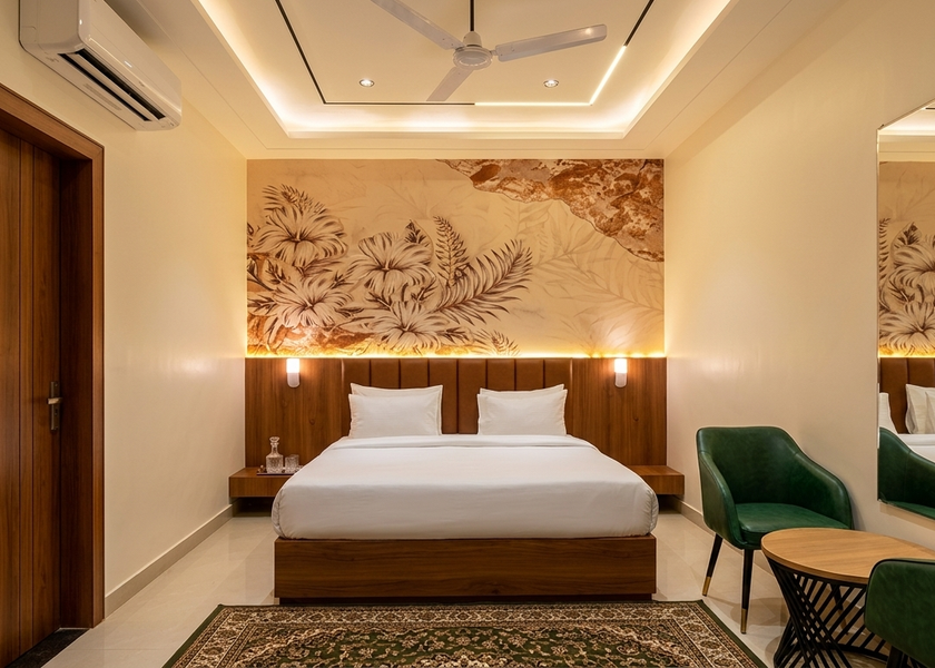 Uttar Pradesh Vrindavan Deluxe Room